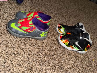 Kids Nike size 6c