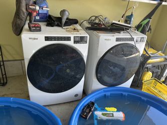 Whirlpool Washer And Dryer Set