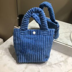 Ribbed Chenille Convertible Crossbody Handbag (Sky Blue)