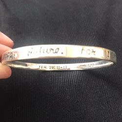 Silver color engraved bangle bracelet