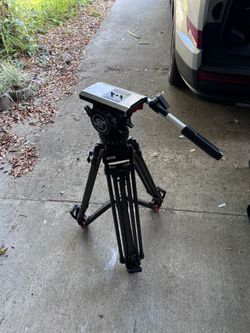 Sachtler Video 20 Head And Tripod