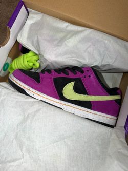 Nike SB ACG TERRA RED PLUM