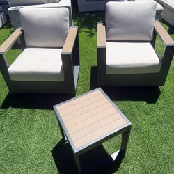 Patio set chairs
