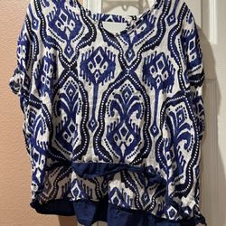 Chicos Women’s Top Size L/XL