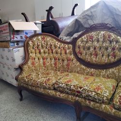 Beautiful Vintage Victorian Kimball Couch Sofa 3 Cushions Hand Carved