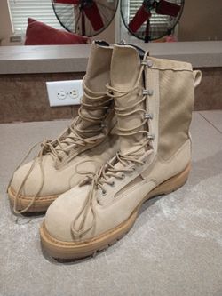 Steel toe work boots