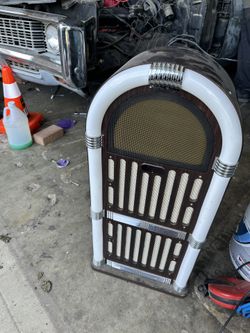 Jukebox Bluetooth Speaker