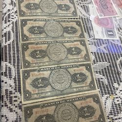Lot Of 5 Bills Of 1 Peso