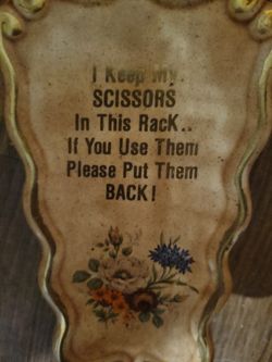 Wall Mount Scissor Holder