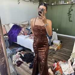 Brown dress