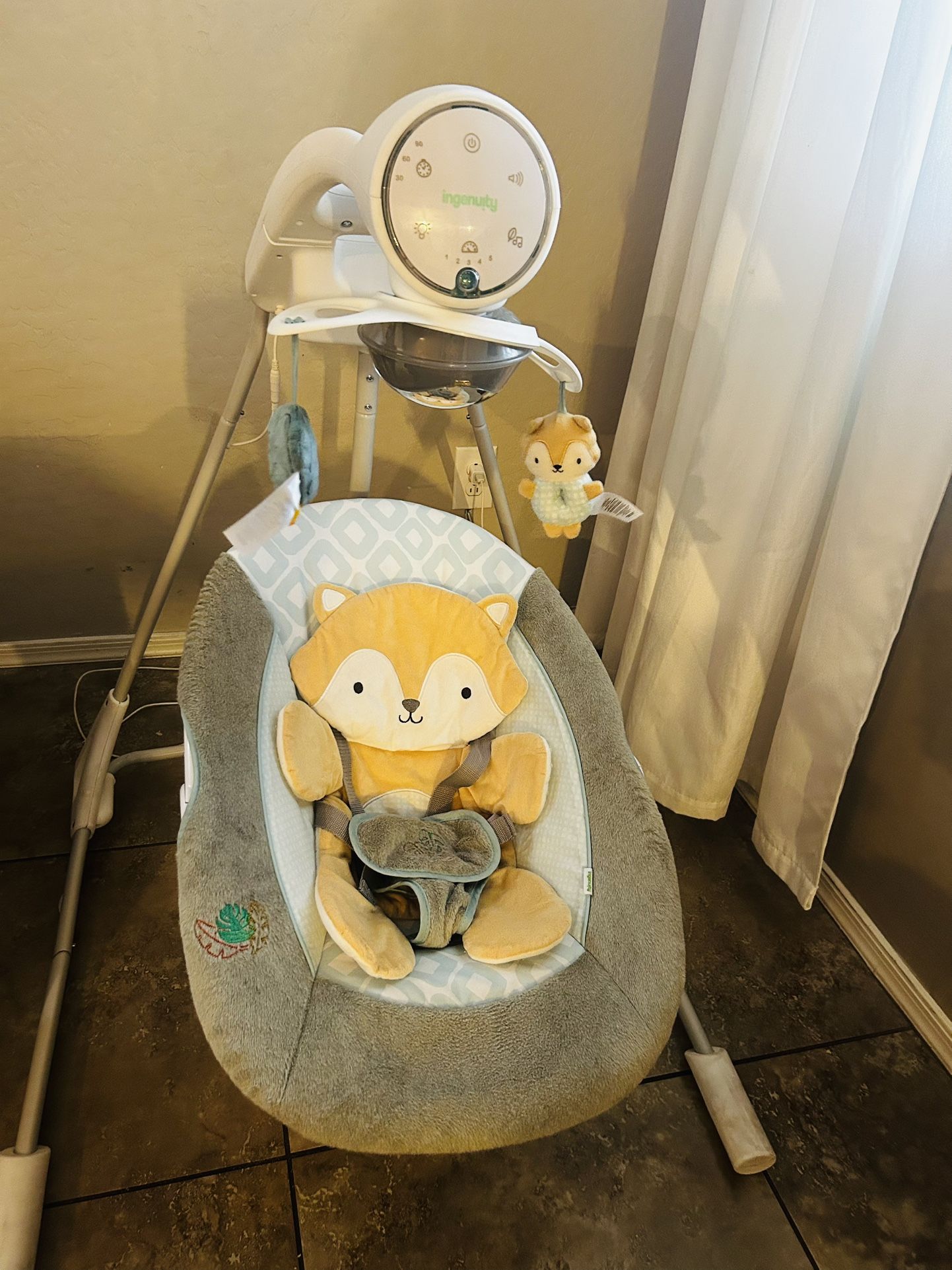 Baby Swing-Ingenuity InLighten 5-Speed - Swivel Infant Seat, 5 Point Safety Harness