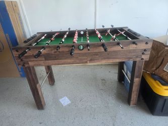 Kids fusball table brand new with all accessories