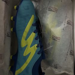 Brand new kids soccer cleats size 11.5
