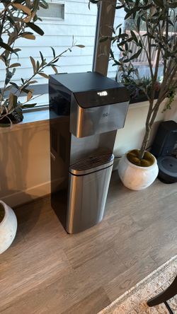 Water Dispenser + FREE Water Jug Storage Rack