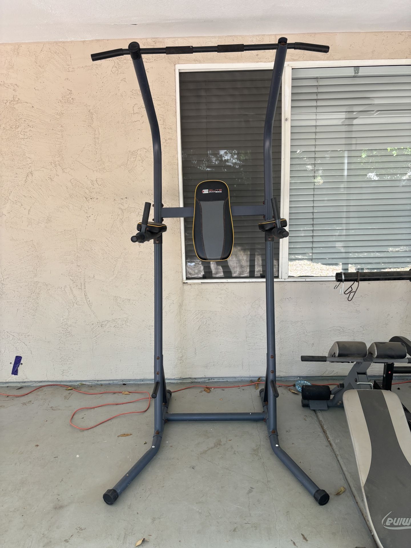 Pull Up AB Machine