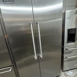 42”VIKING SIDE BY SIDE BUILT IN