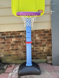 Little Tikes  Basketball 