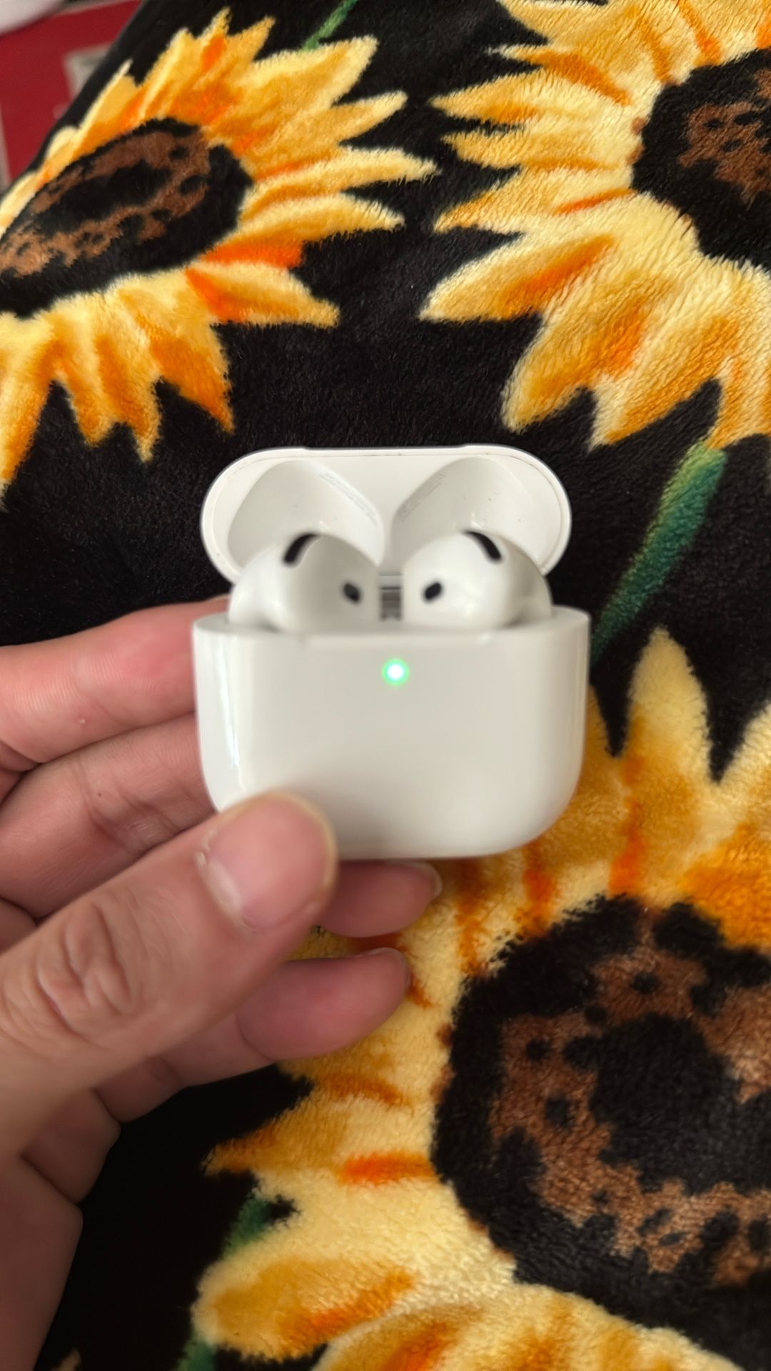 AirPod Gen 4