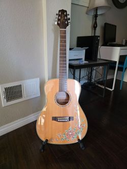 Unusual Takamine G501S Acoustic Guitar