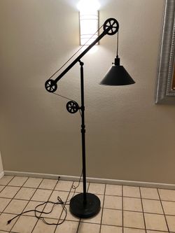 Descartes Adjustable Pulley Lamp.  Great condition. $20