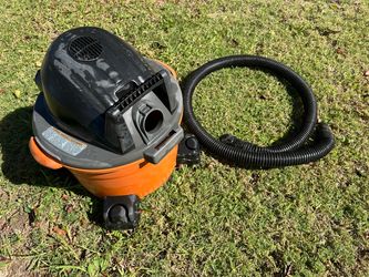 RIDGID Wet/Dry Shop Vacuum with Hose