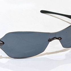 Oakley DARTBOARD Matte Black Sunglasses Rimless Frame