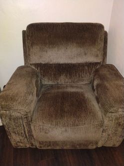 3-month-old  power reclining armchair excellent condition