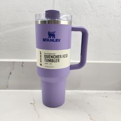 Stanley 40 oz. Quencher H2.0 FlowState Tumbler, Cream