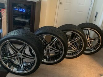 Like New 22" Luxury Asanti Wheels and Tires
