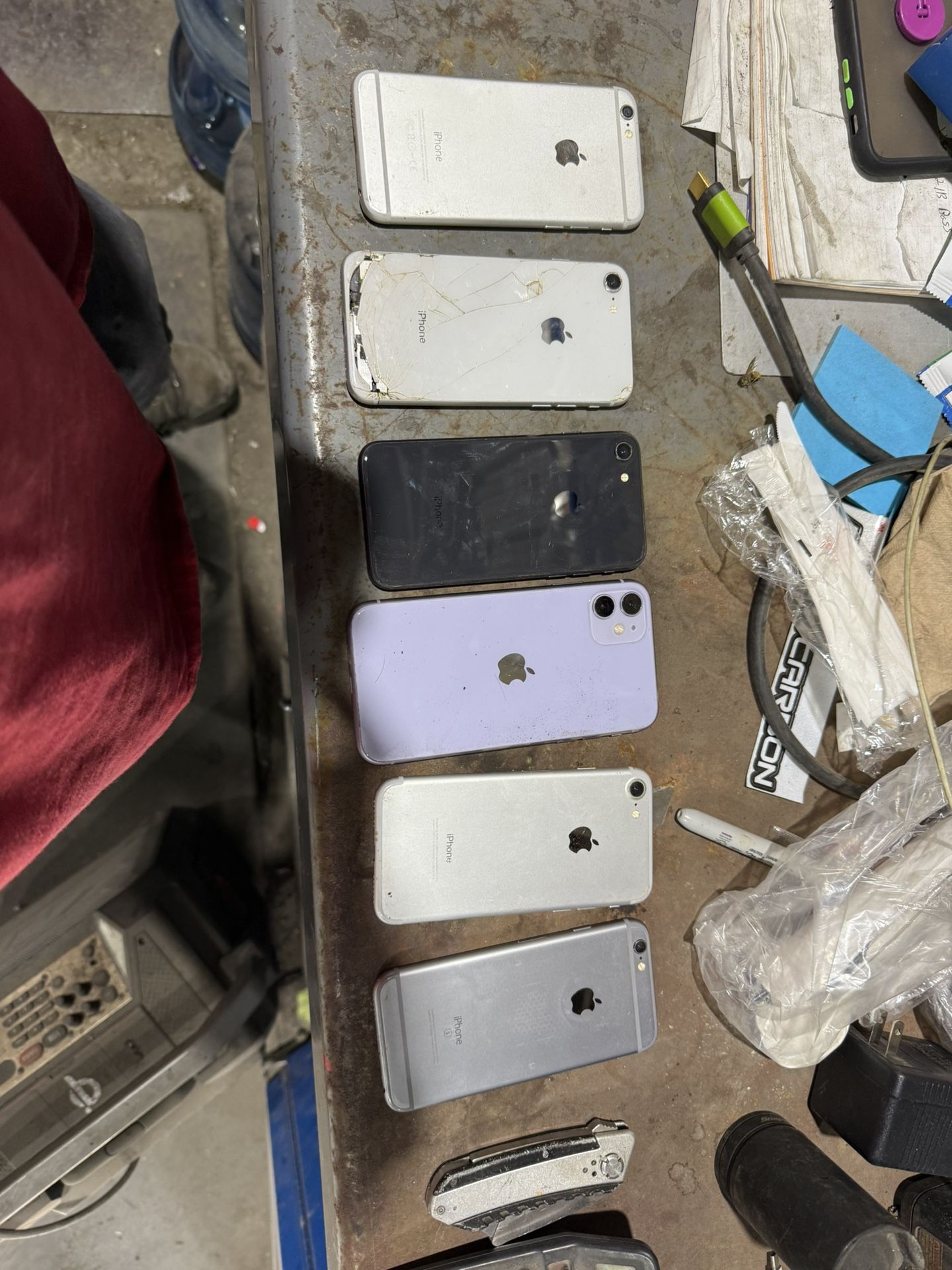 iPhone Lot