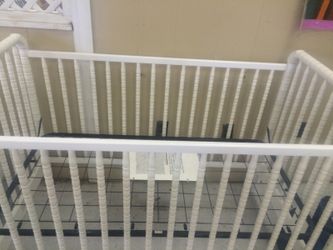 New crib white