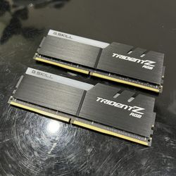G.SKILL Trident Z RGB Series DDR4 RAM 32GB (2x16GB)
