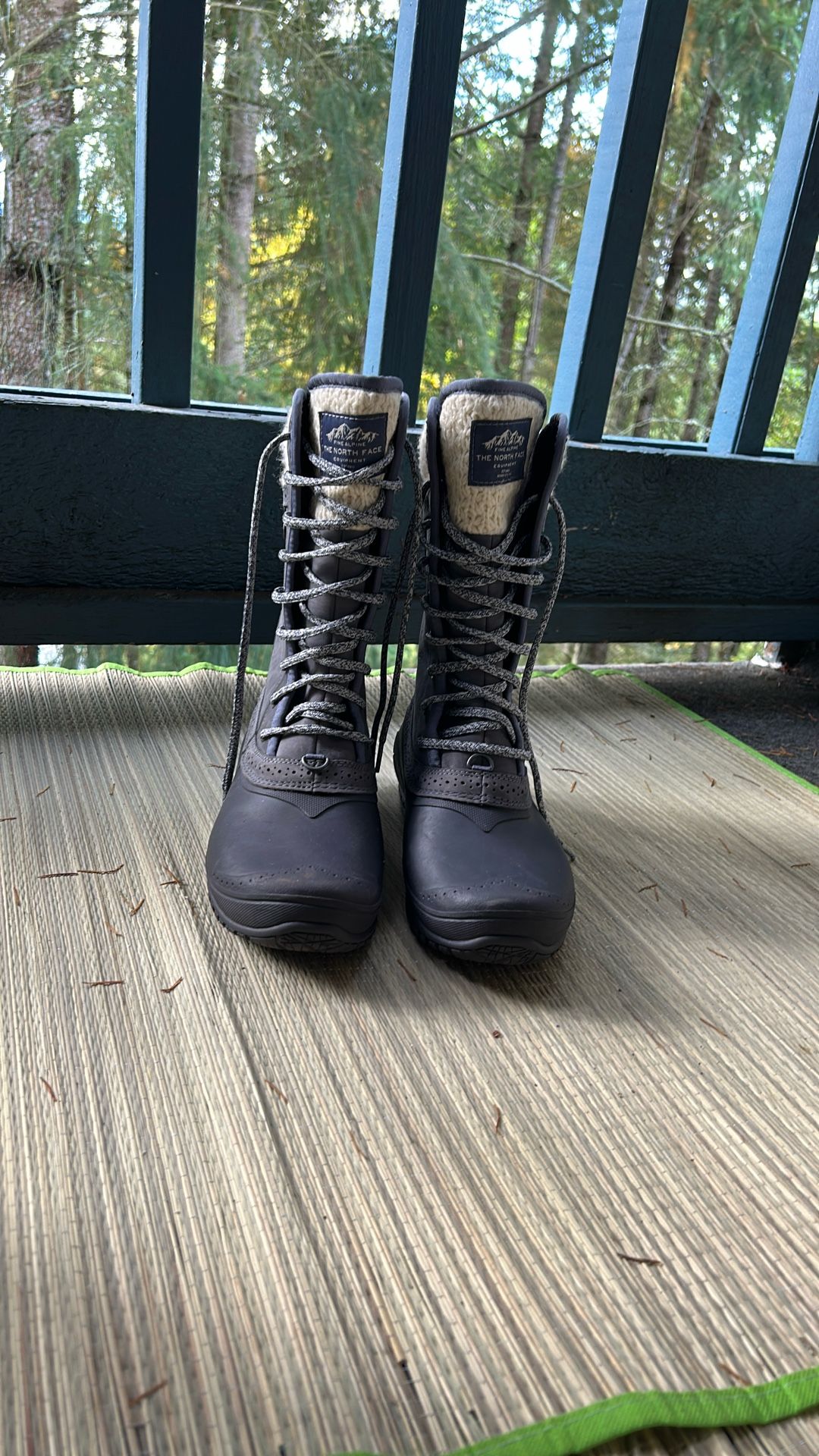 North face Snow Boots