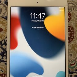 Apple iPad Mini 4th Generation 128GB Unlocked Like New!
