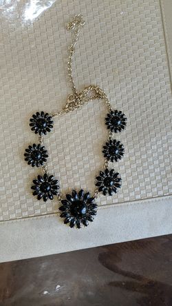 Black flowered necklace