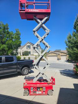 2018 Mec scissor lift