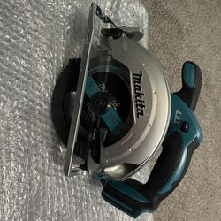 Makita 18V LXT Lithium-lon Cordless 6-1/2 in. Lightweight Circular Saw and General Purpose Blade