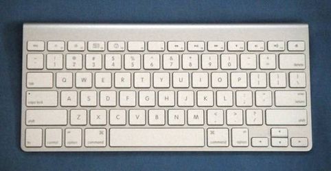 Apple Bluetooth Wireless Keyboard, Ultra-Thin Aluminum, 3rd Generation