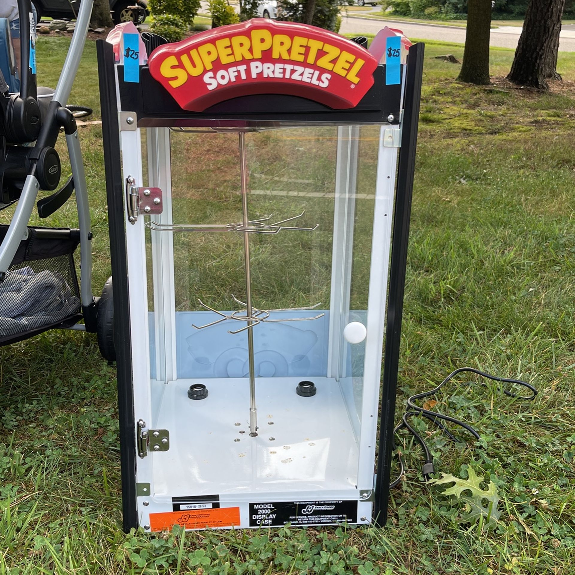 Pretzel Machine