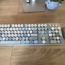 UBOTIE Wireless Keyboard + Mouse Combo – Pastel Blue