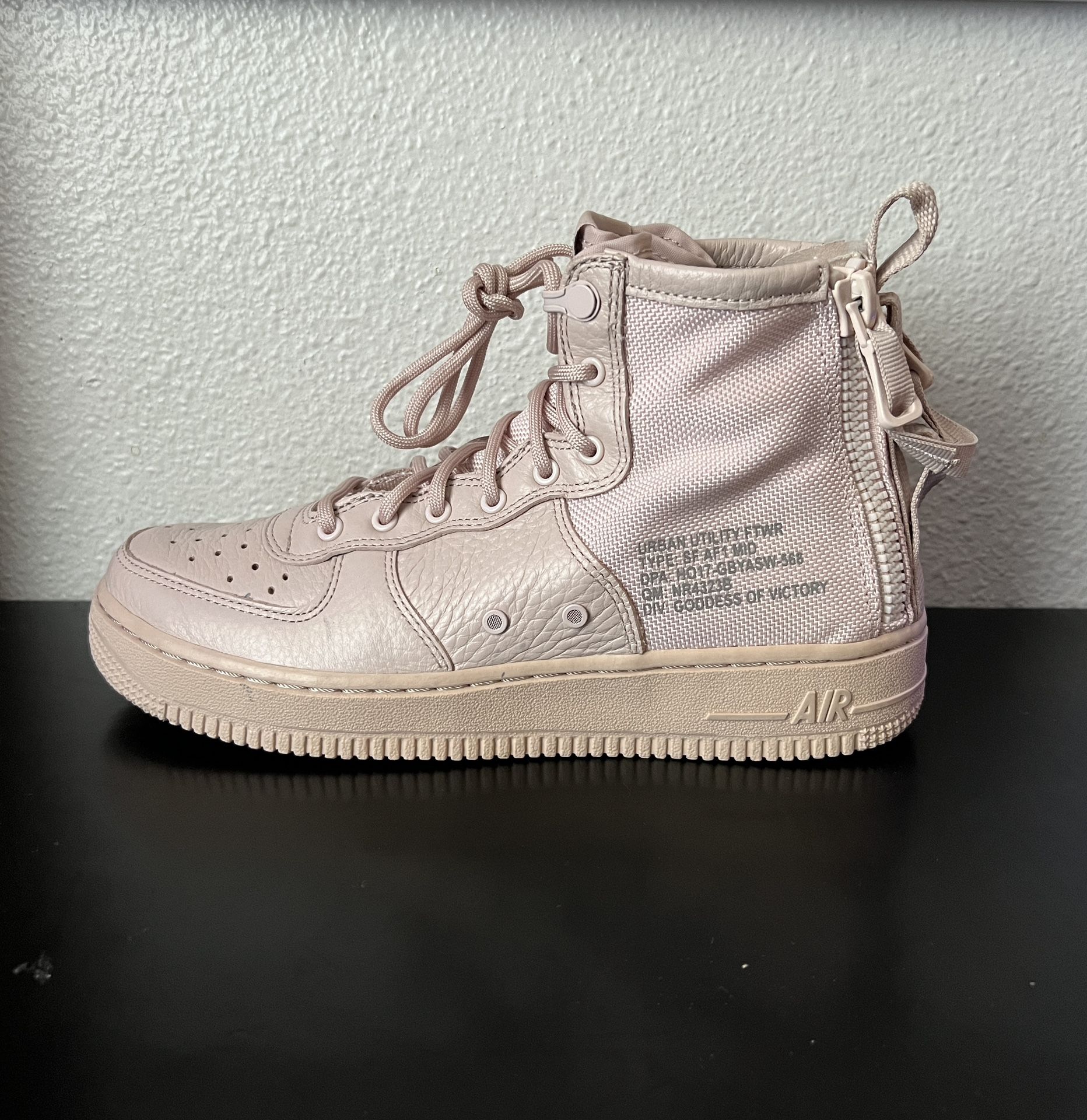 Nike Air Force