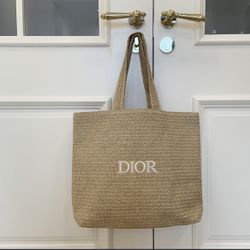 Complimentary gift- Large Summer Tote 