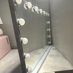 Vanity Mirror 22x18