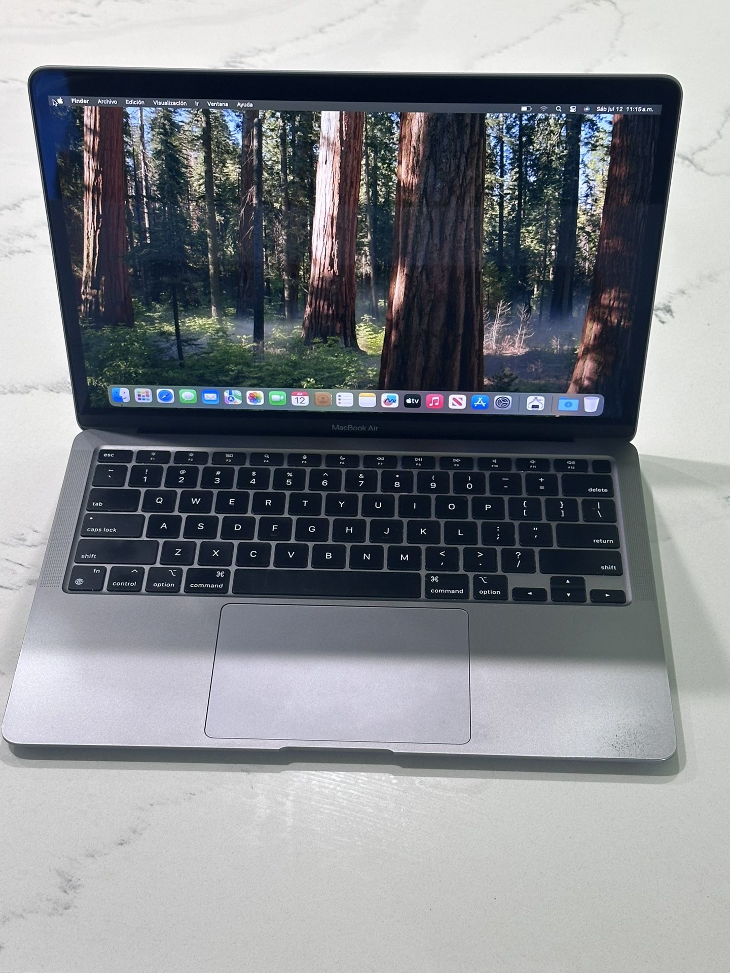 MacBook Air M1 2020