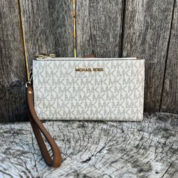 Michael Kors Double Zip Wallet 