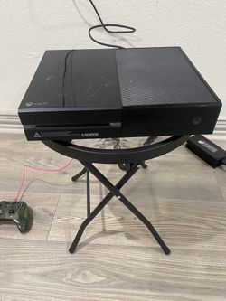 Xbox One & Game Controller