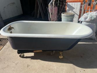 Cast iron tub
