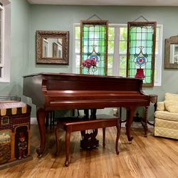 Baldwin baby grand piano