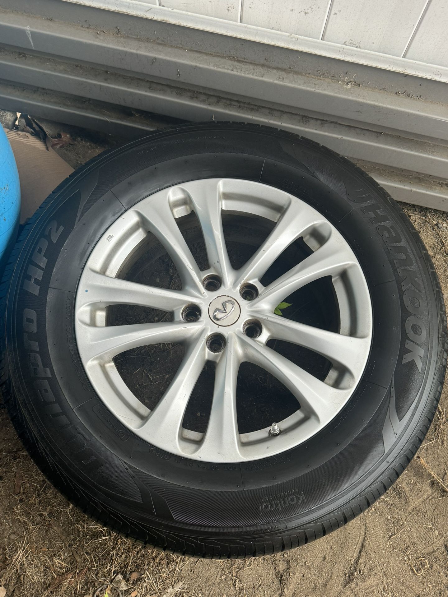 Infiniti Fx35 Factory Wheels