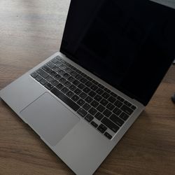 MacBook Air M1 2020 (513GB) - Works Perfect 